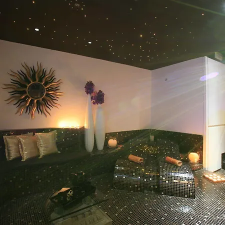 Tosco Romagnolo מלון